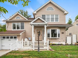 230 McFarlane Rd, Colonia, NJ 07067