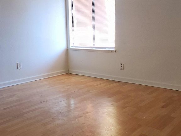 5th image of 3702 W Benjamin Holt Dr APT 24