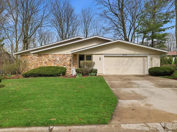 4615 South Delphine DRIVE, New Berlin, WI 53151