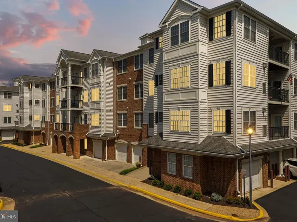 20816 Noble Ter Unit 211, Sterling, VA 20165