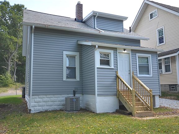 4th image of 938 Owen Ave