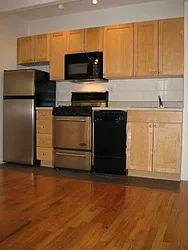 Rented by Tower Brokerage