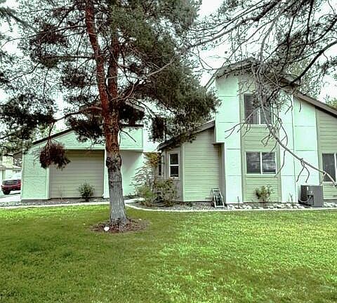 2nd image of 3903 Henry Ct