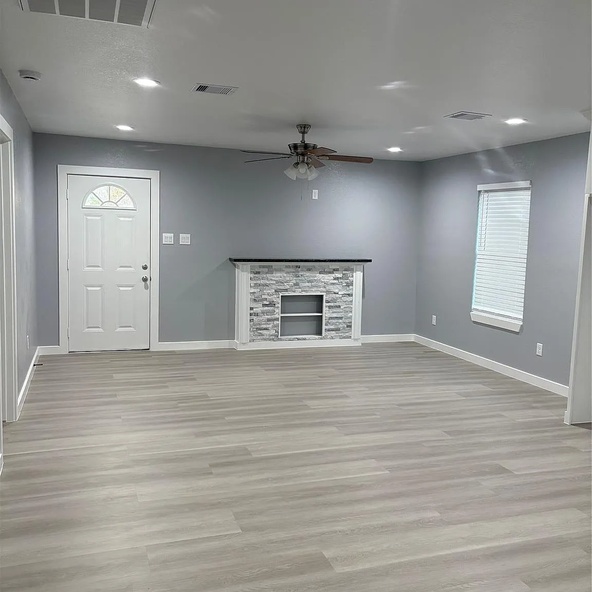 3 bed, 2.0 bath, 1288 sqft, $1,800 — Photo 3