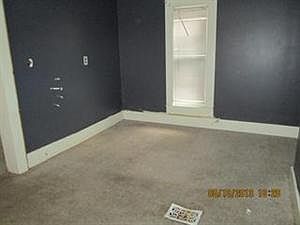 3rd image of 139 Fairview Ave