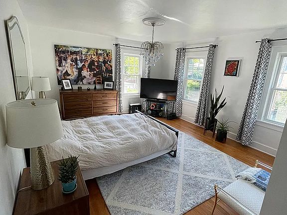 5th image of 118 Heights Ct