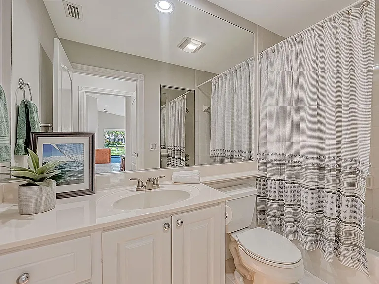 5852 Helicon Pl — Photo 23