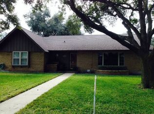 1128 Jefferson St, Alice, TX 78332
