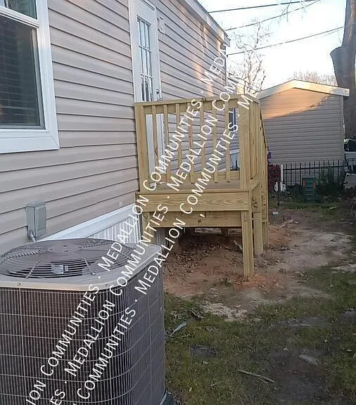 222 Hogan Dr — Photo 5