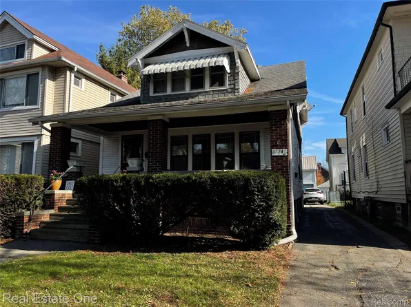 1334 Maryland St, Grosse Pointe Park, MI 48230