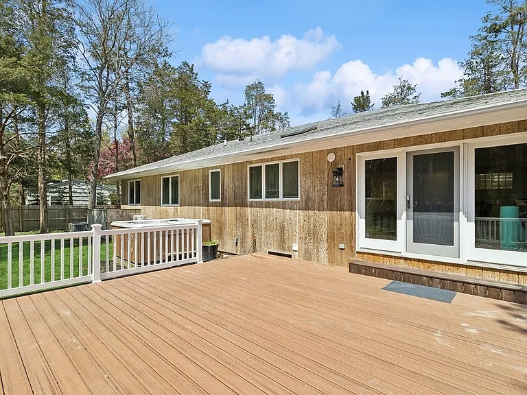 116 Norfolk Dr — Photo 13