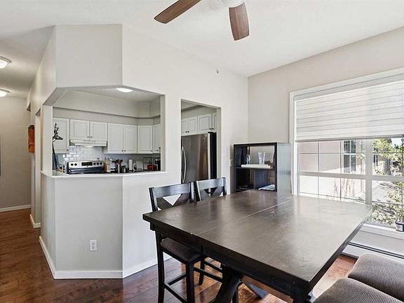5th image of 1919 E 31st St SW #301