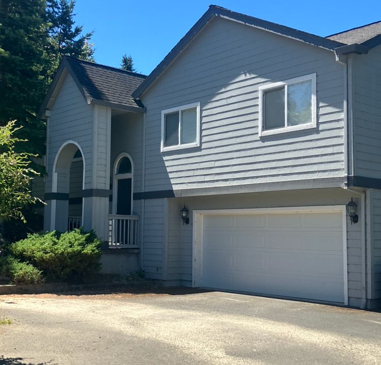 Front of house.
Interior photos will be published 9/1.