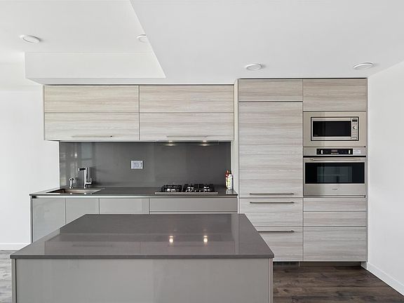 3rd image of 4488 Juneau St #1605