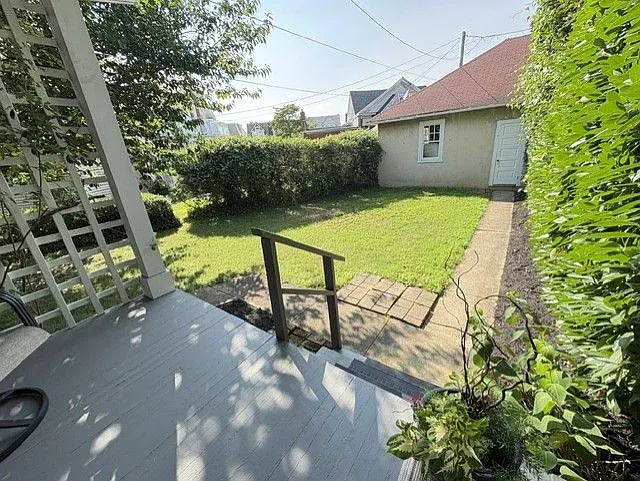 3 E Elm St — Photo 19