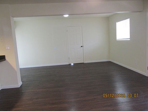 4th image of 520 S 9th Ave