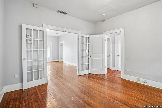 821 E Quincy St — Photo 13