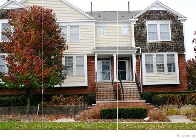 1st image of 119 E Parent Ave