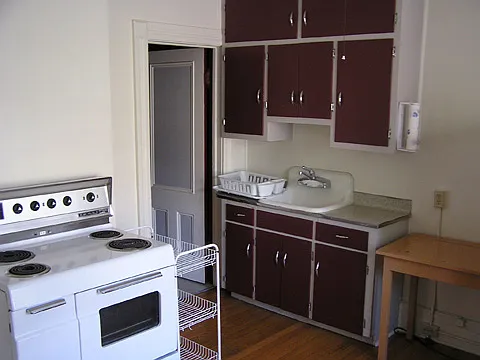 214 Stewart Ave #3 — Photo 4