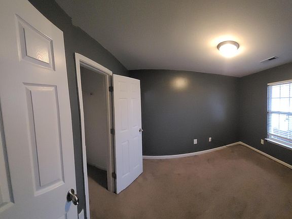 5th image of 4104 Country Pine Ln