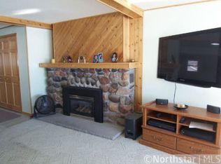 10539 Point Pleasant Rd, Chisago City, MN 55013