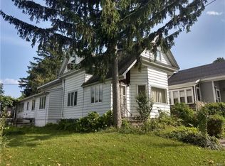 1036 Danforth St, Syracuse, NY 13208