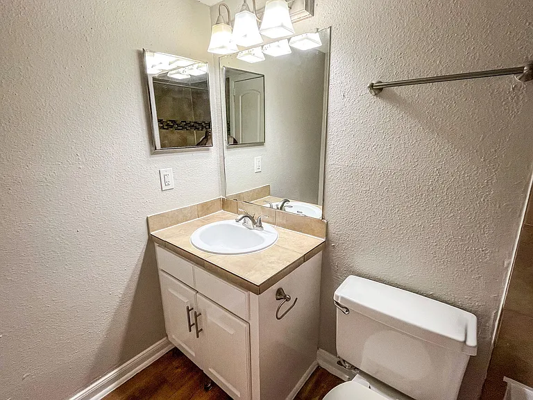 Landings At Northpoint — Photo 15