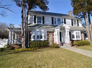 1888 Commonwealth Ave, Newton, MA 02466
