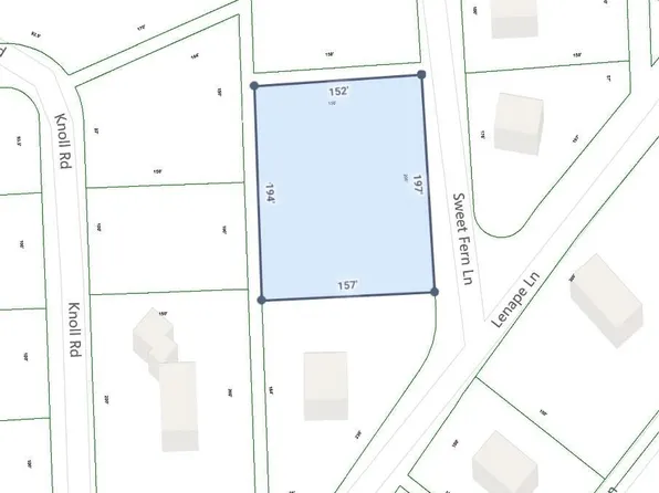 121 Sweet Fern Ln, Buck Hill Falls, PA 18323