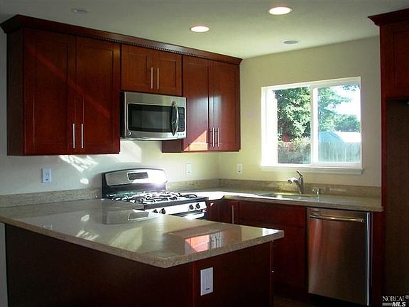 3rd image of 2142 Wilkins Ave