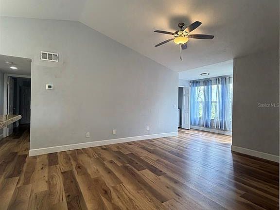 3rd image of 5168 Conroy Rd #28