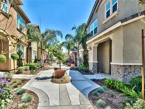 2nd image of 6130 Rosewood Way