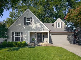 8133 Chadbourne Rd, Dallas, TX 75209