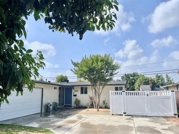 1509 W Santa Clara Ave, Santa Ana, CA 92706