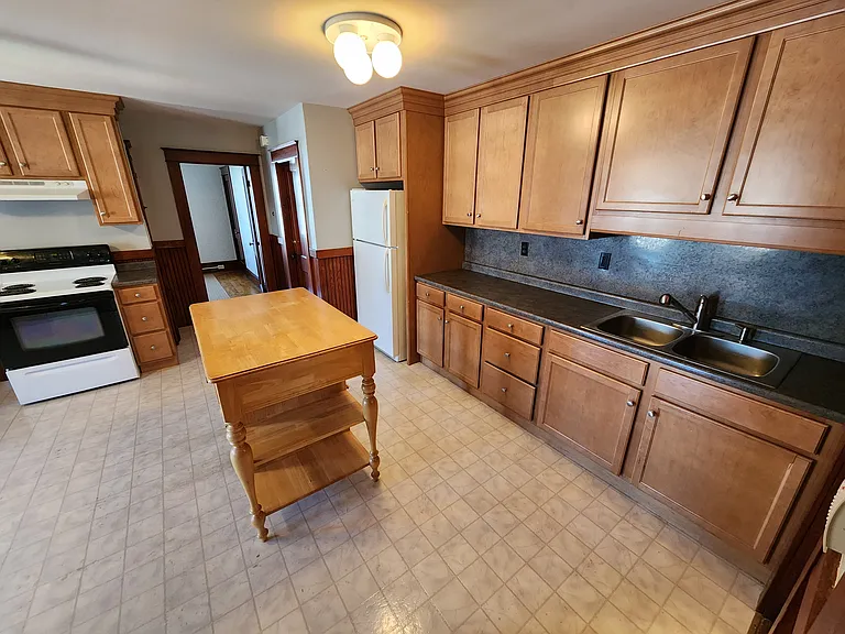 152 Maple St #2-N — Photo 3