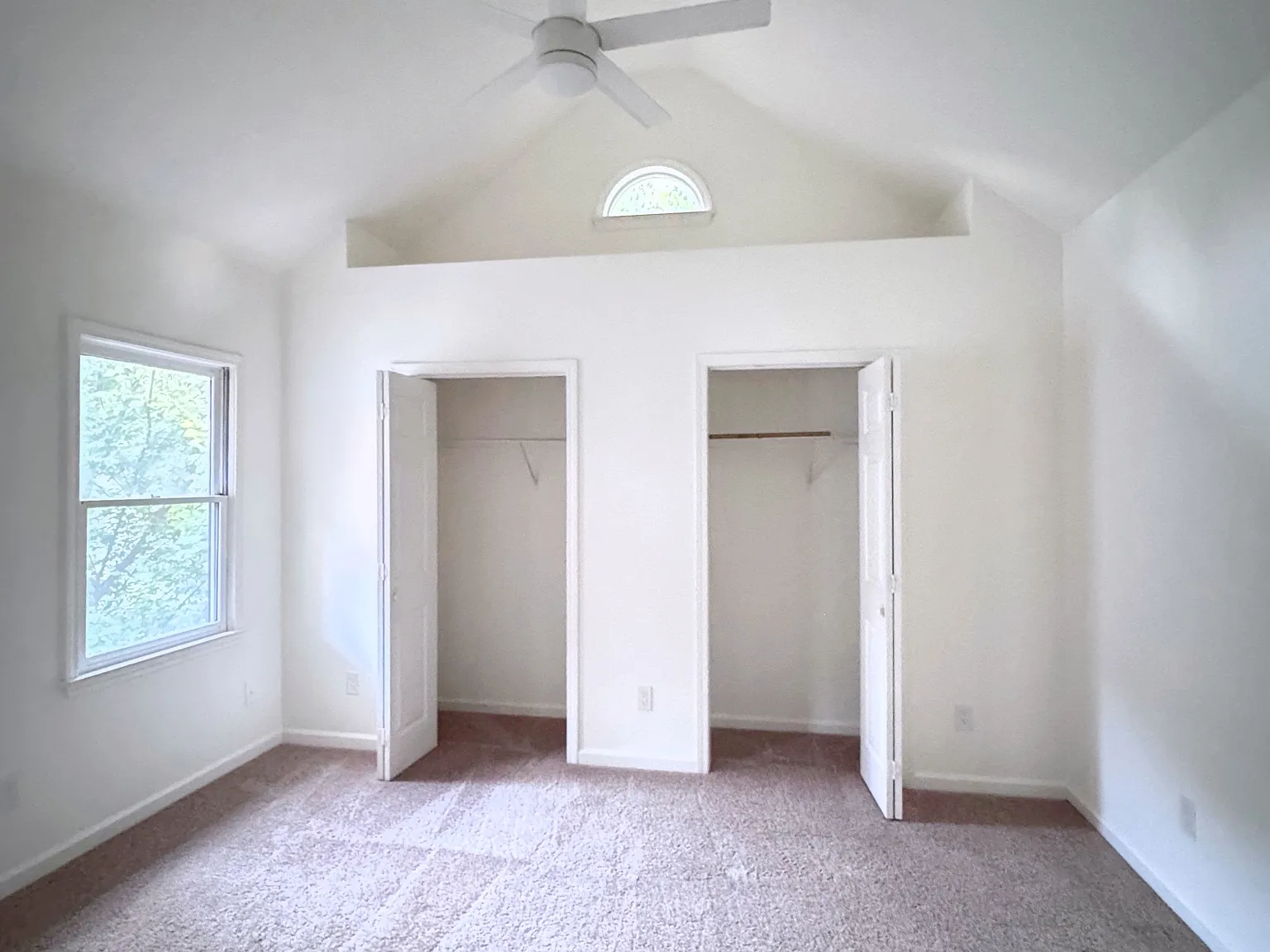307 Grant Street SE — Photo 3
