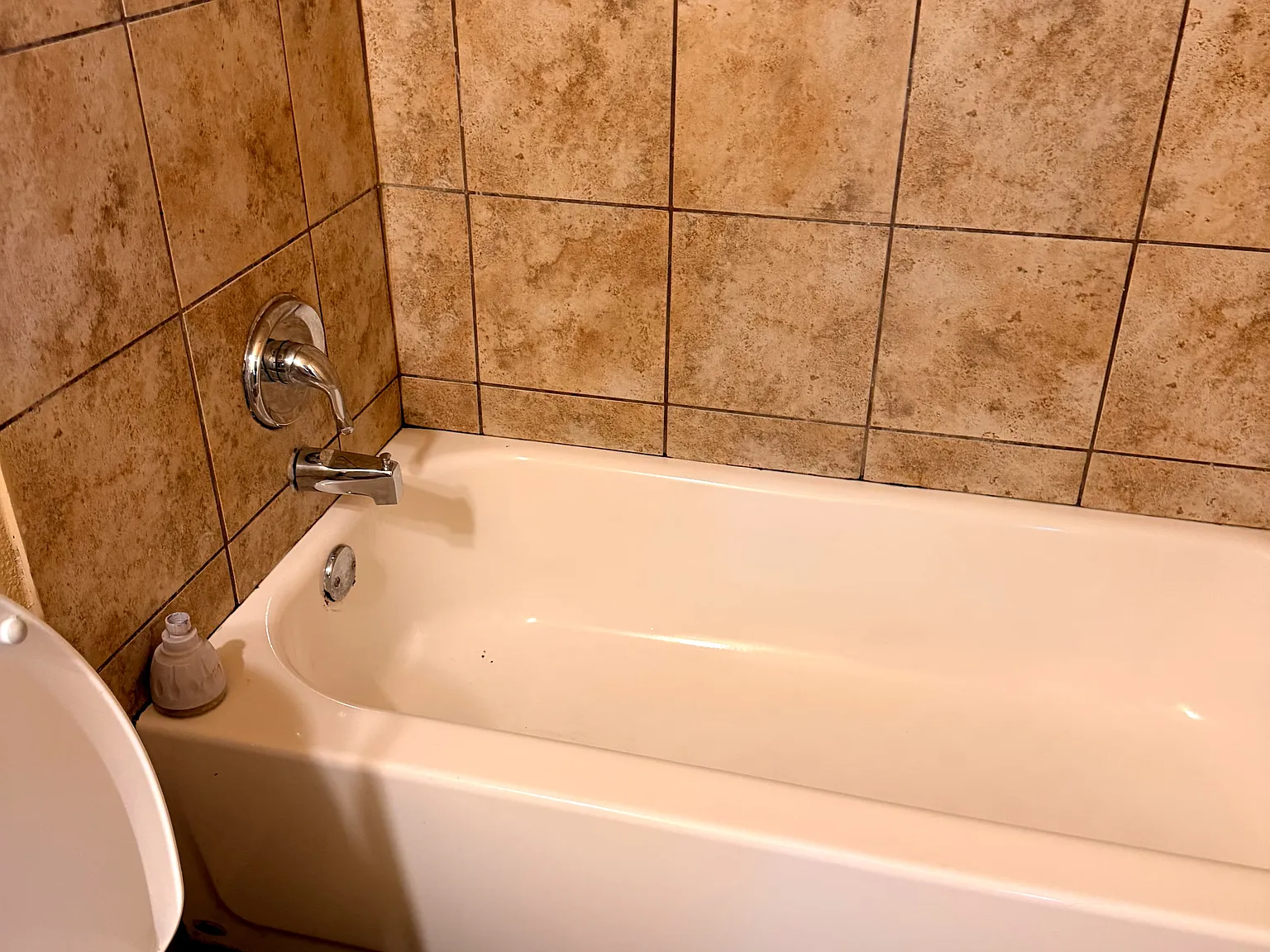 4 bed, 1045 sqft, $1,275 — Photo 3