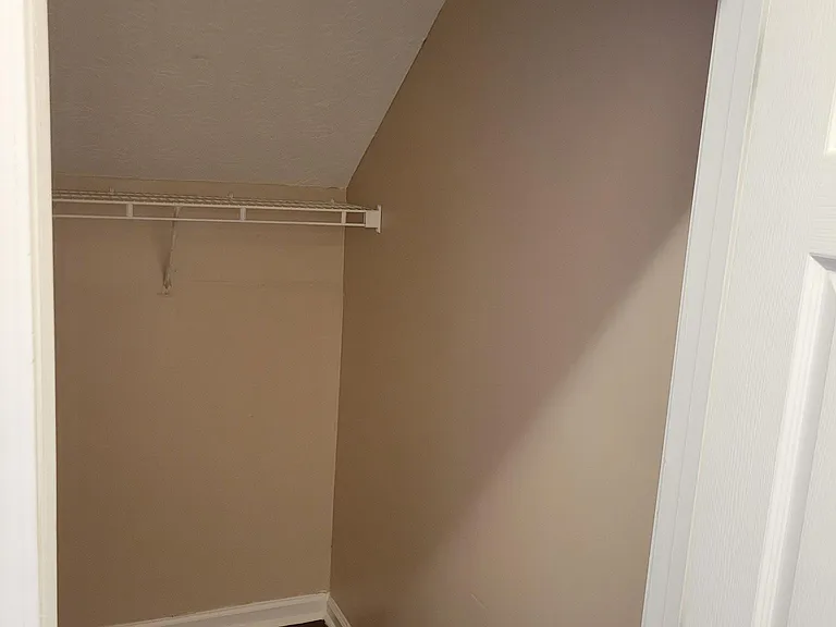 6286 Wellington Ct — Photo 64