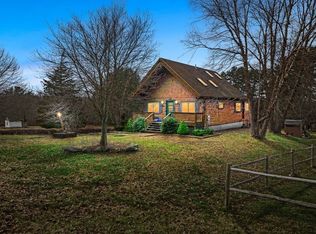 896 Pleasant St, Raynham, MA 02767