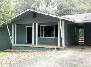 15 Atsinas Dr, Cherokee Village, AR 72529