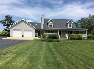 10979 E Beardsley Rd, Carson City, MI 48811