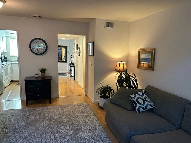 101 Redding Rd #B4 — Photo 11