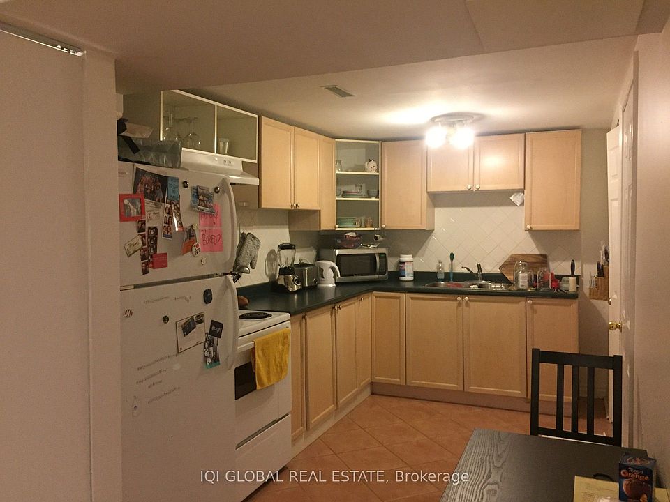 2nd image of 34 Barton Ave #Basement