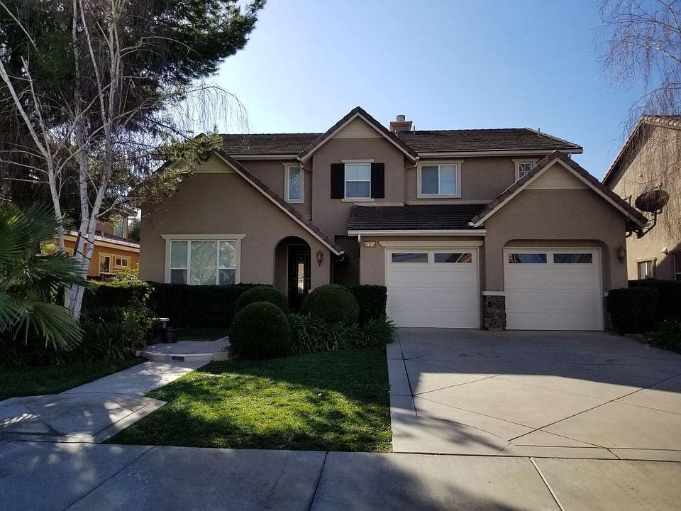 1st image of 27574 Hackberry St