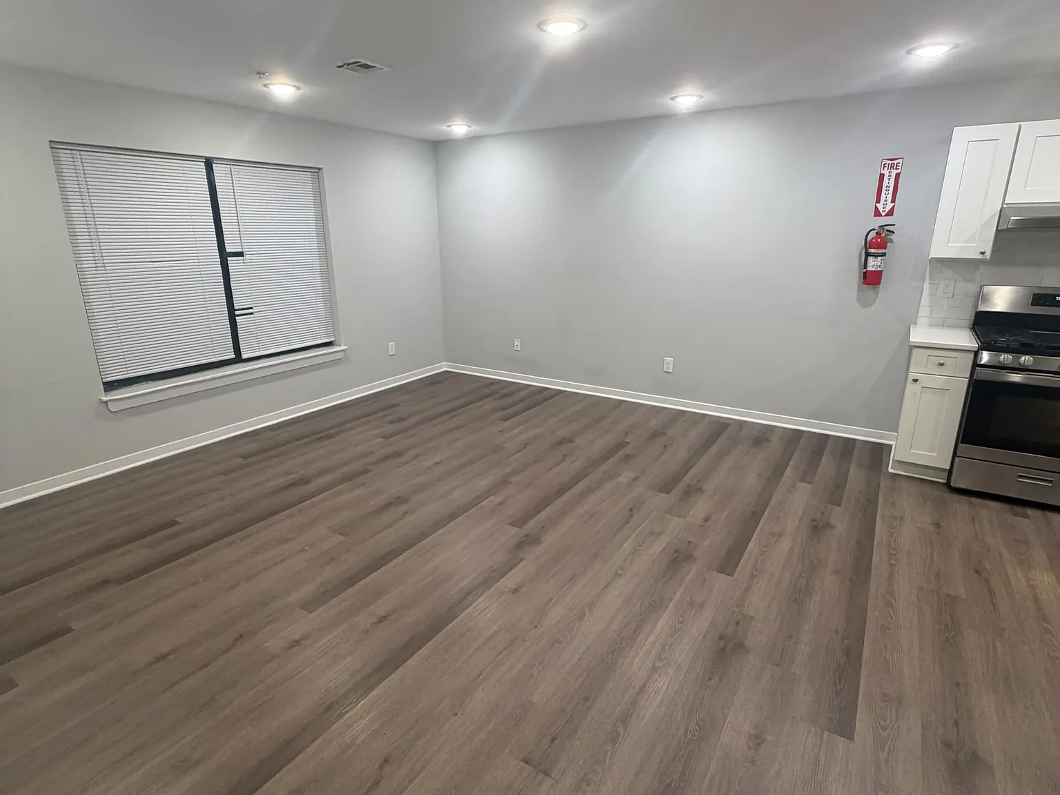 1 bed, $1,800 — Photo 3