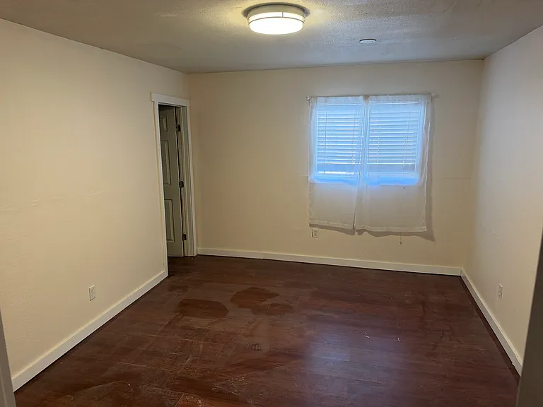 2615 Morningside Dr NE #B — Photo 5
