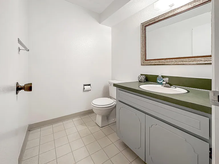 405 NE 85th St — Photo 40