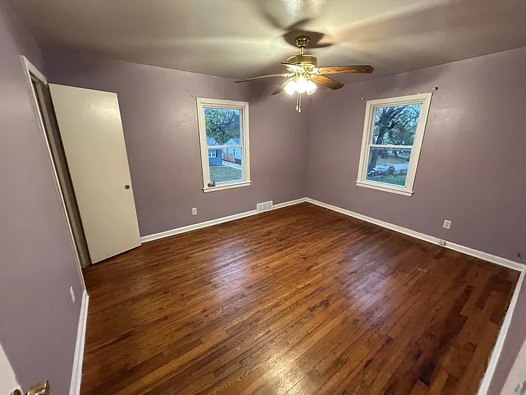 5839 Bellefontaine Ave — Photo 13