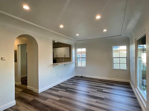 3rd image of 3521 E 15th St #3521
