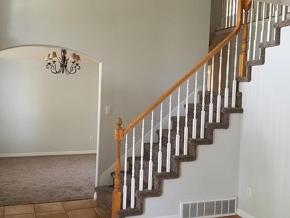 5th image of 644 E Rocky Knoll Ln